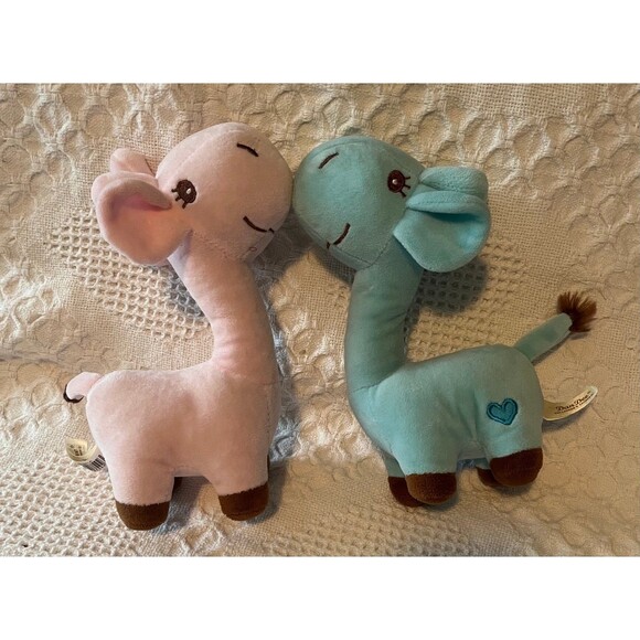 2 Dan Dee Baby Giraffes - Picture 2 of 8